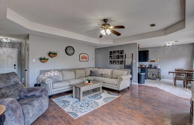 385 Pearl Stone Drive, Lonoke, AR 72086