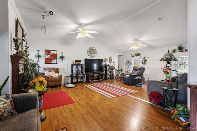 9160 Herndon Circle, Kingston, OK 73439