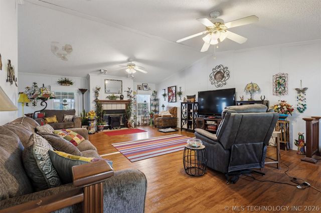 9160 Herndon Circle, Kingston, OK 73439