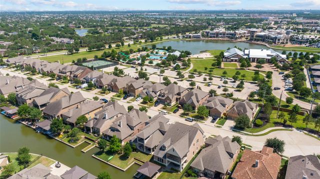 17918 Olde Oaks Estate Court, Cypress, TX 77433
