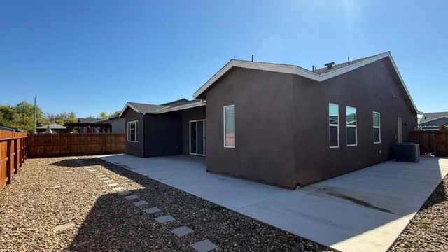 2475 Bastidas Drive, Merced, CA 95340