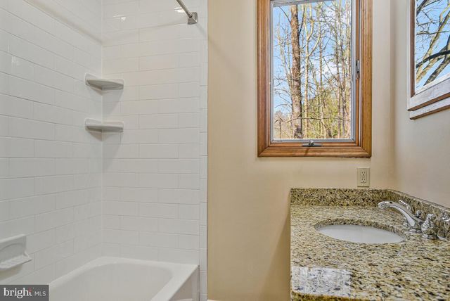 17082 PRINCE FREDERICK RD, Hughesville, MD 20637