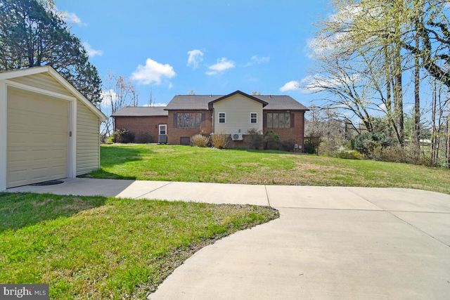 17082 PRINCE FREDERICK RD, Hughesville, MD 20637