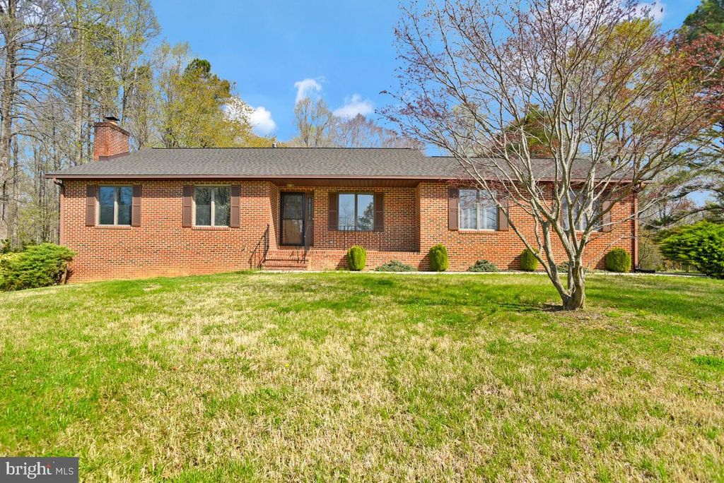 17082 PRINCE FREDERICK RD, Hughesville, MD 20637