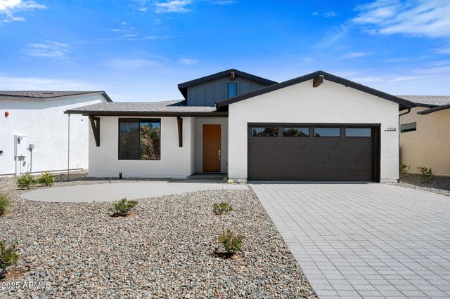 1324 ROCKWOOD Drive, Prescott, AZ 86305