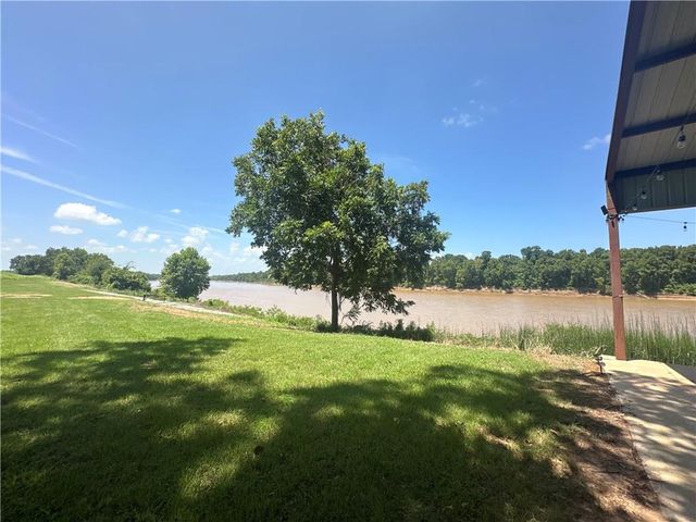 1271 RIVER Road, Marksville, LA 71351