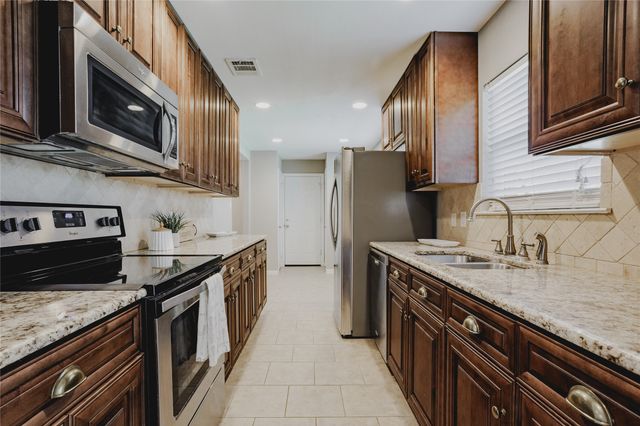 832 Greenhaven Drive, Richardson, TX 75080