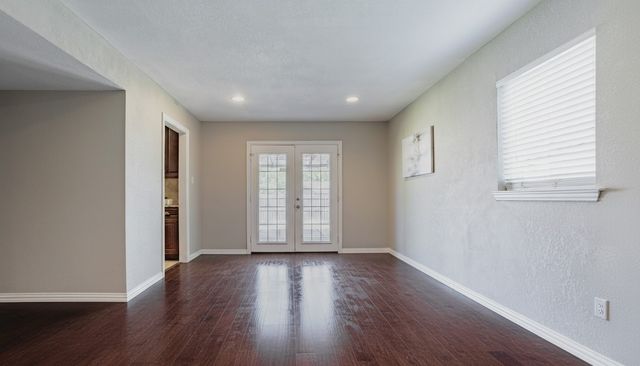 832 Greenhaven Drive, Richardson, TX 75080