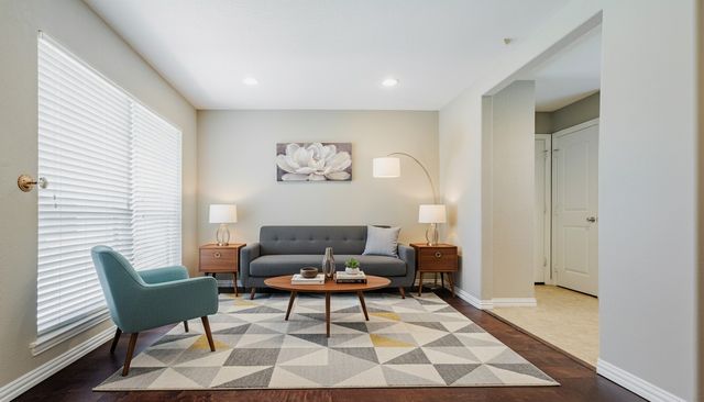 832 Greenhaven Drive, Richardson, TX 75080