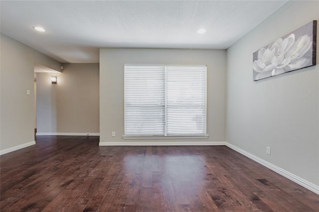 832 Greenhaven Drive, Richardson, TX 75080