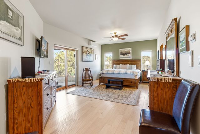 16 Cuesta Road, Santa Fe, NM 87508