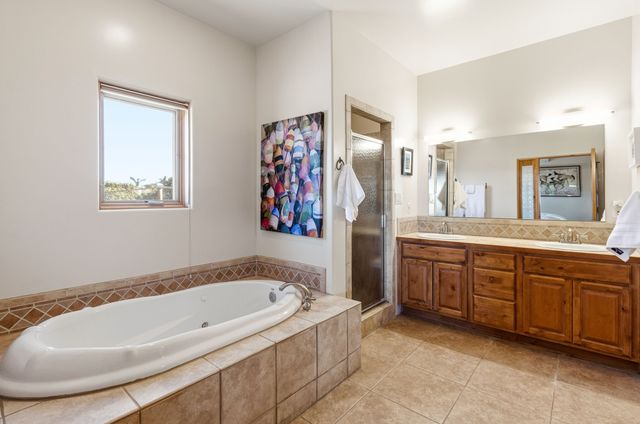 16 Cuesta Road, Santa Fe, NM 87508