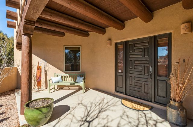 16 Cuesta Road, Santa Fe, NM 87508