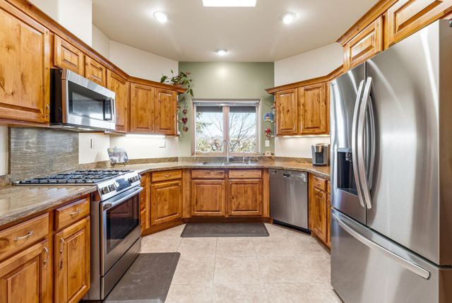 16 Cuesta Road, Santa Fe, NM 87508