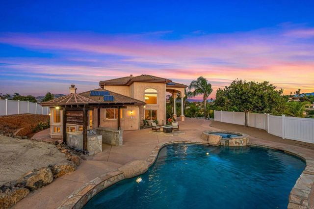 13810 Calle Bueno Ganar, Jamul, CA 91935