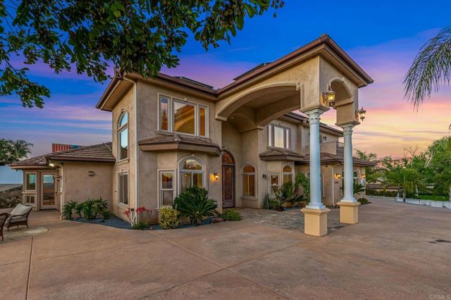13810 Calle Bueno Ganar, Jamul, CA 91935