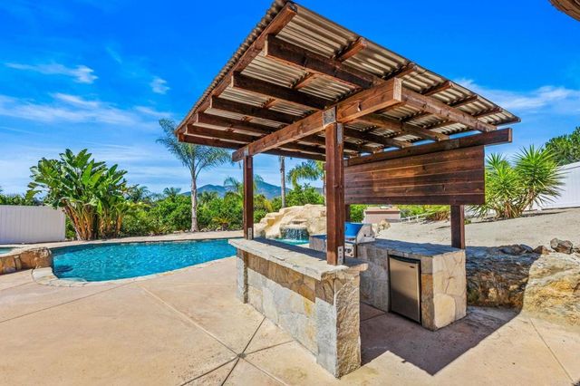 13810 Calle Bueno Ganar, Jamul, CA 91935