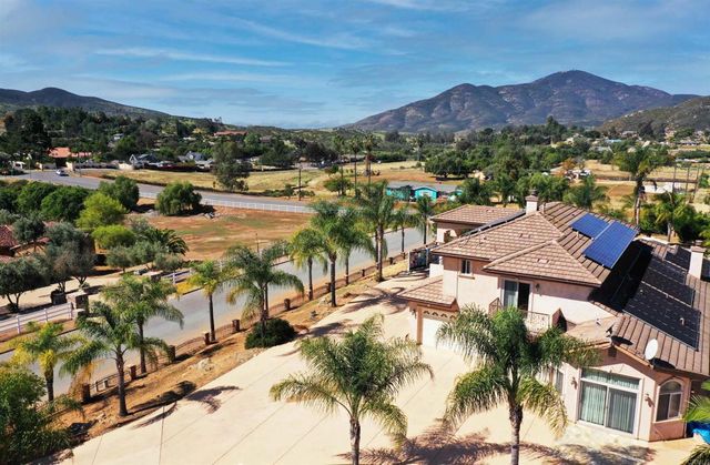 13810 Calle Bueno Ganar, Jamul, CA 91935