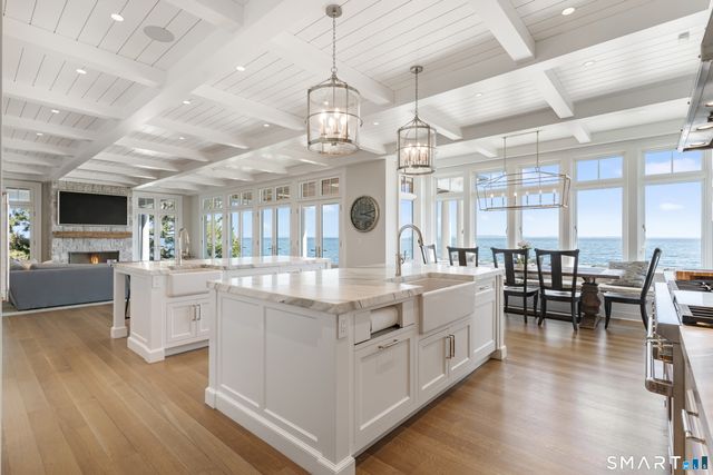 379 Ocean Drive West, Stamford, CT 06902