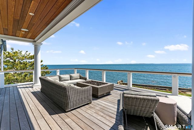 379 Ocean Drive West, Stamford, CT 06902