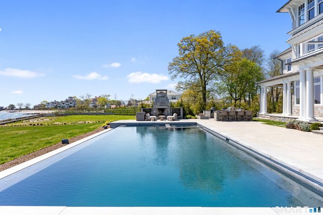 379 Ocean Drive West, Stamford, CT 06902