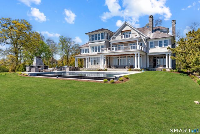 379 Ocean Drive West, Stamford, CT 06902