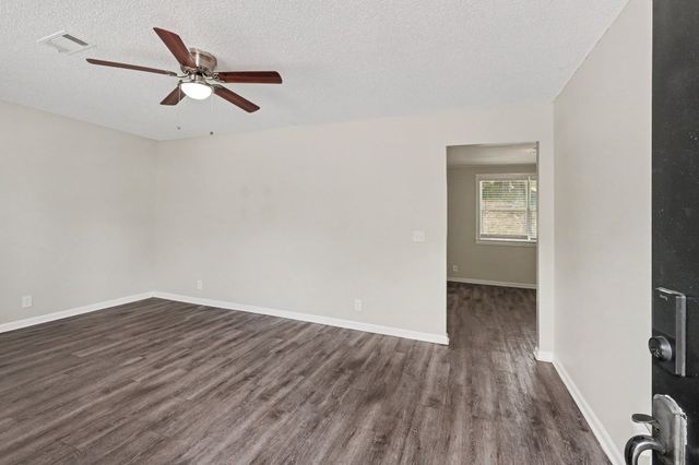 636 Frankfort Dr, Hermitage, TN 37076