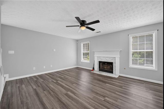 530 Sterling Pointe Court, Lawrenceville, GA 30043