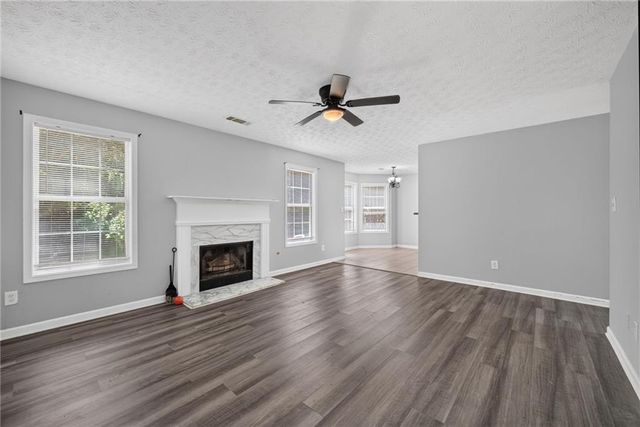 530 Sterling Pointe Court, Lawrenceville, GA 30043