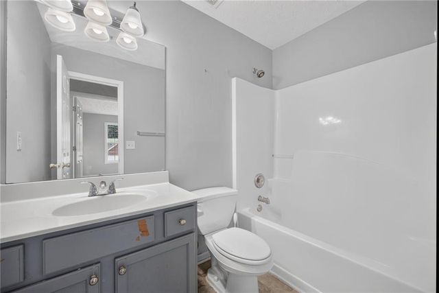 530 Sterling Pointe Court, Lawrenceville, GA 30043