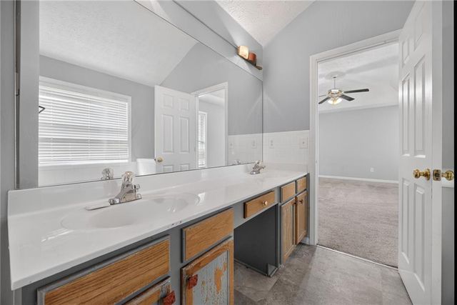 530 Sterling Pointe Court, Lawrenceville, GA 30043