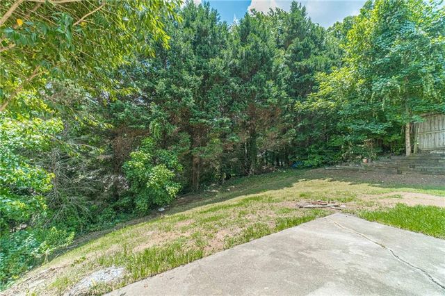 530 Sterling Pointe Court, Lawrenceville, GA 30043