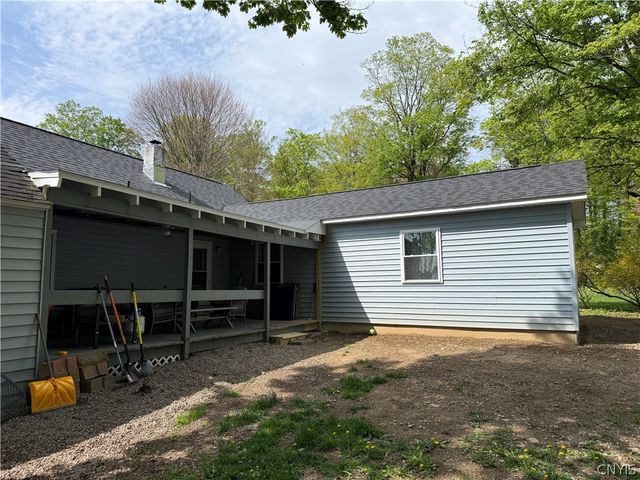 52 Beechwood Road, New Hartford, NY 13413
