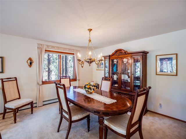 2176 La Tierra, Los Alamos, NM 87544