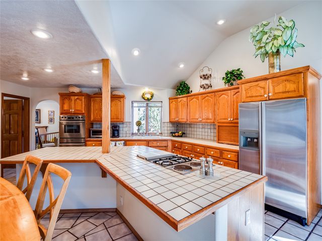2176 La Tierra, Los Alamos, NM 87544