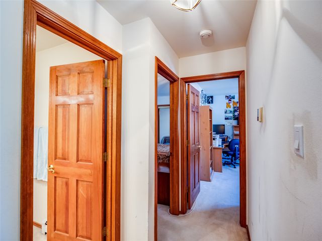2176 La Tierra, Los Alamos, NM 87544