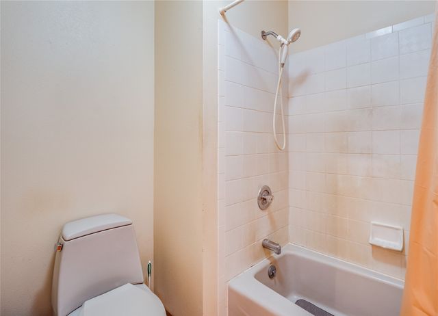 2176 La Tierra, Los Alamos, NM 87544