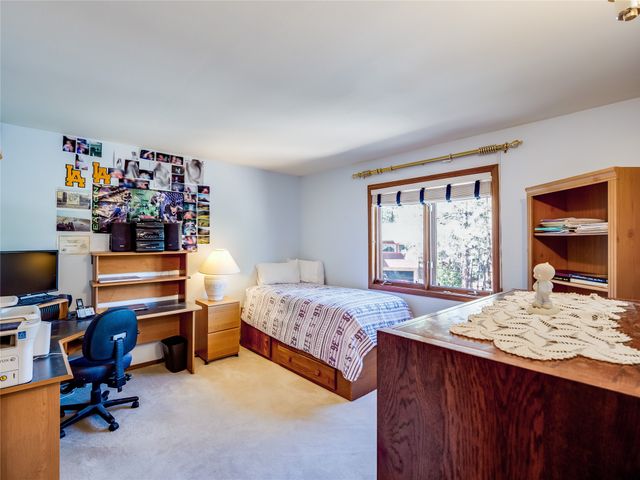 2176 La Tierra, Los Alamos, NM 87544