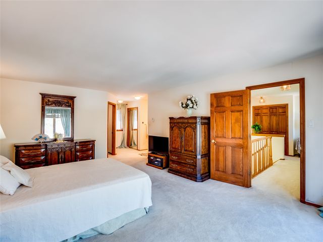 2176 La Tierra, Los Alamos, NM 87544