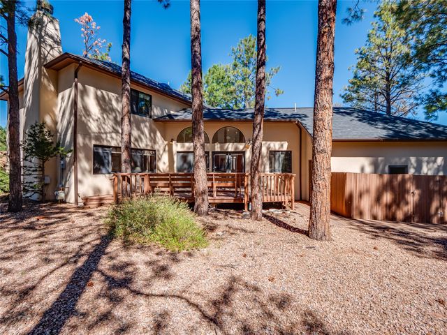 2176 La Tierra, Los Alamos, NM 87544
