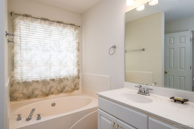 700 Ryefield Court, Montgomery, AL 36117