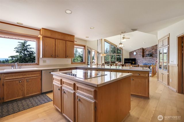 13623 113th St. Ct., Puyallup, WA 98374