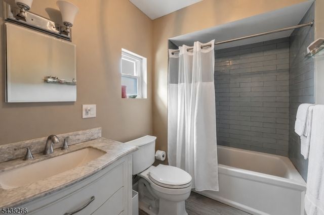 144 Spencer Pl, Ridgewood Village, NJ 07450