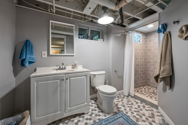 144 Spencer Pl, Ridgewood Village, NJ 07450