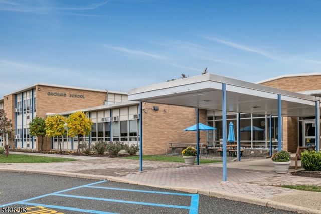 144 Spencer Pl, Ridgewood Village, NJ 07450