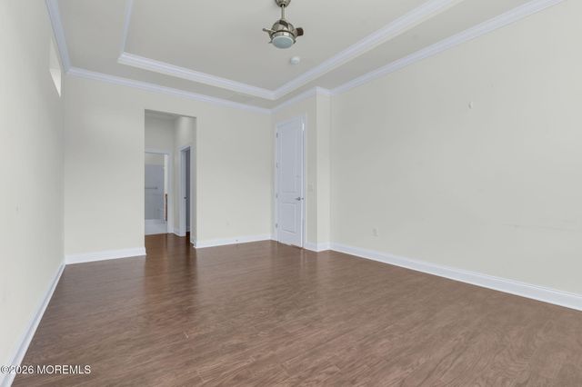 27 Flagstone Court, Freehold, NJ 07728