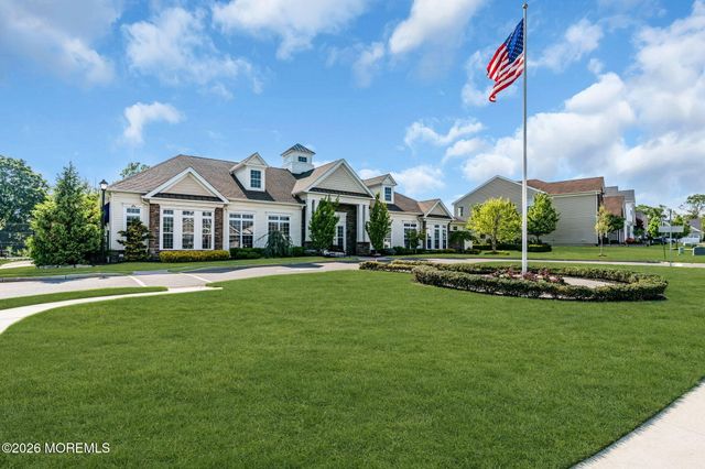 27 Flagstone Court, Freehold, NJ 07728