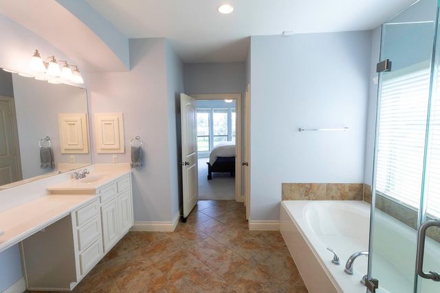 2803 Woodland Glen Lane, Conroe, TX 77385