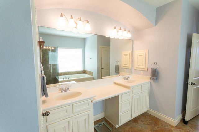 2803 Woodland Glen Lane, Conroe, TX 77385