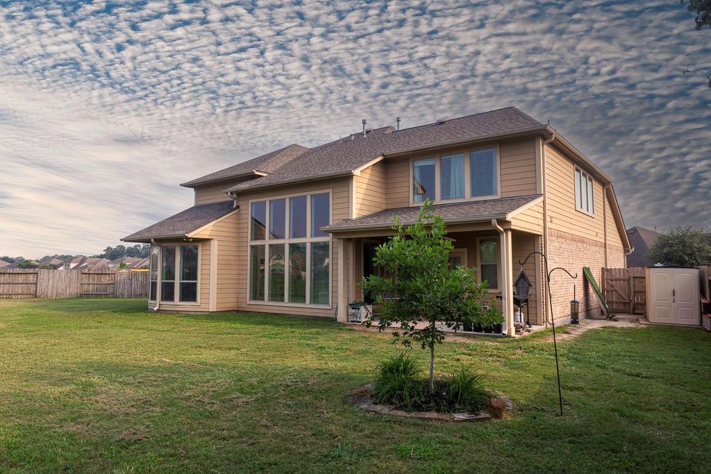 2803 Woodland Glen Lane, Conroe, TX 77385